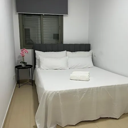 Moderno Y Centrico Apartamento De 2 Dormitorios En El Puerto De Santa Maria Exterior photo